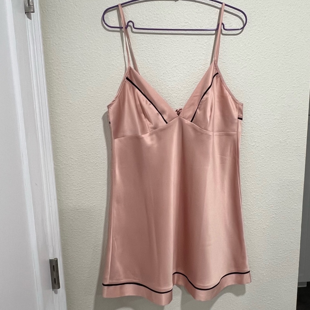 Frederick's of Hollywood Rose Blush Satin Chemise Romantic Women’s Size Medium